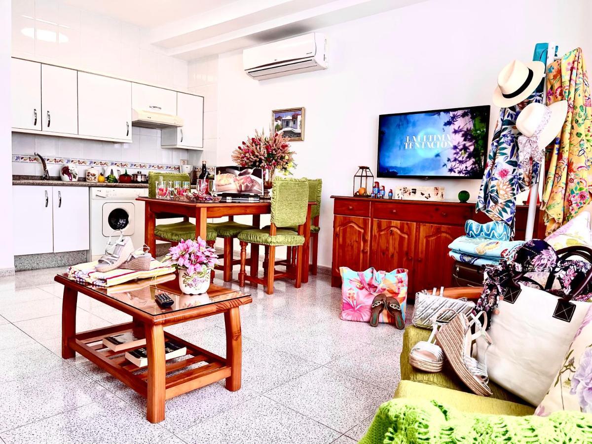 Emycanarias Holiday Homes Vecindario Весиндарио Экстерьер фото