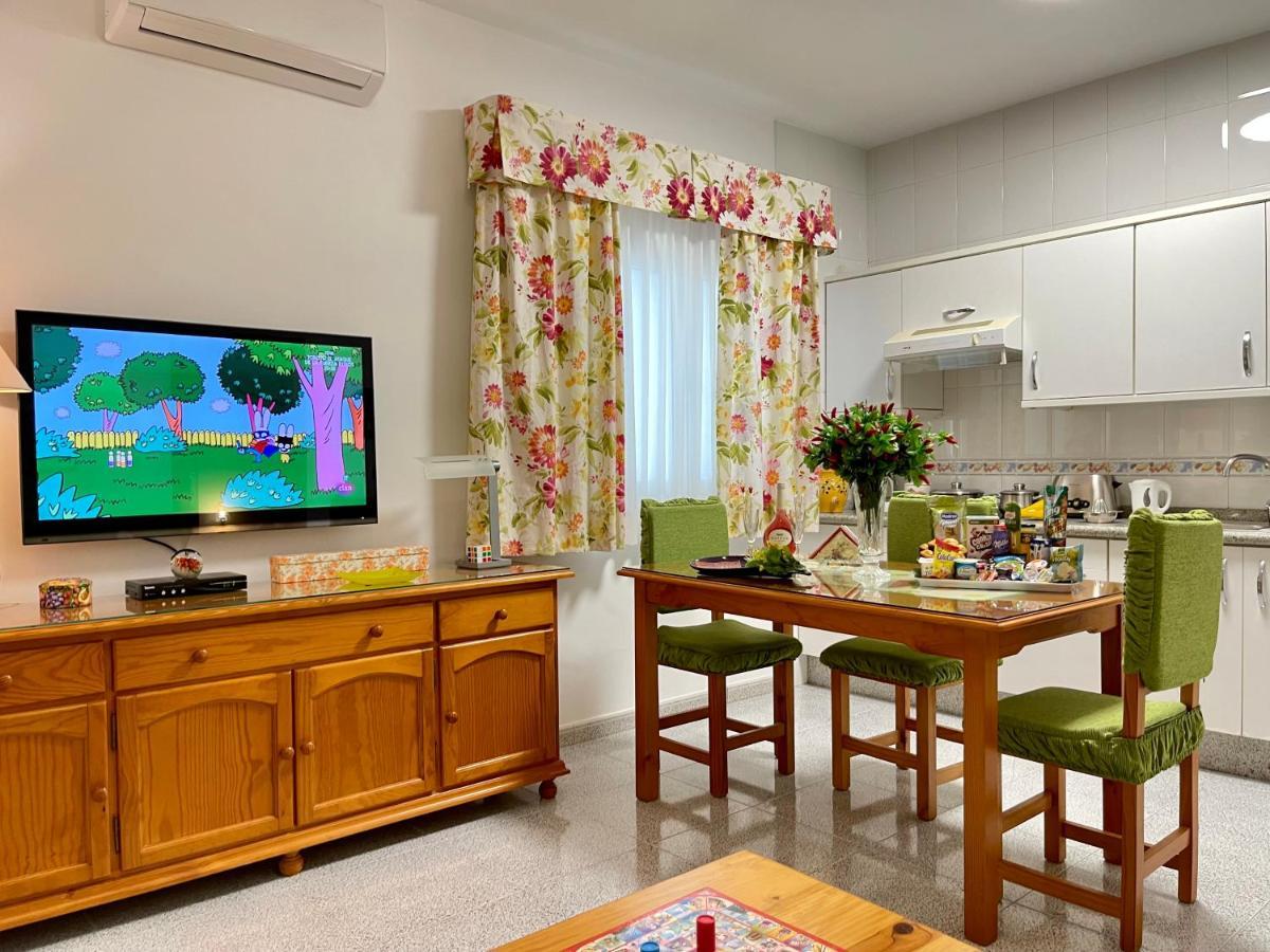 Emycanarias Holiday Homes Vecindario Весиндарио Экстерьер фото
