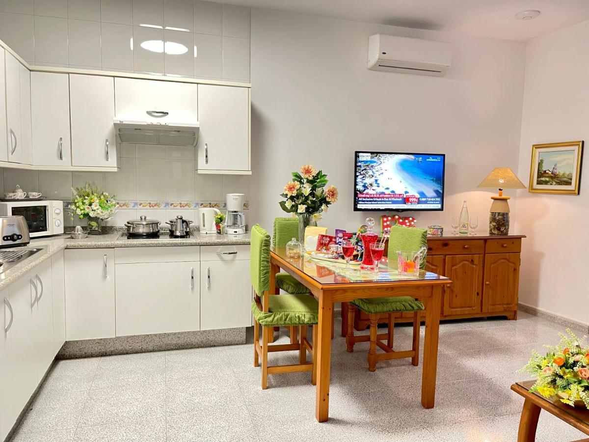 Emycanarias Holiday Homes Vecindario Весиндарио Экстерьер фото