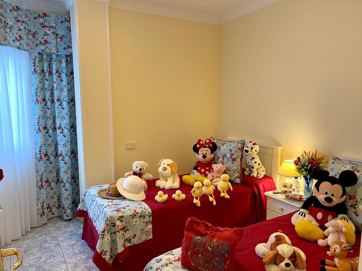 Emycanarias Holiday Homes Vecindario Экстерьер фото