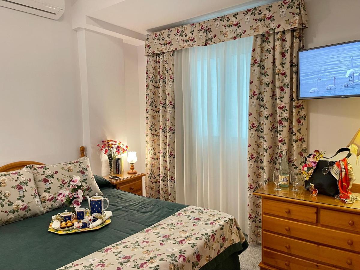 Emycanarias Holiday Homes Vecindario Весиндарио Экстерьер фото