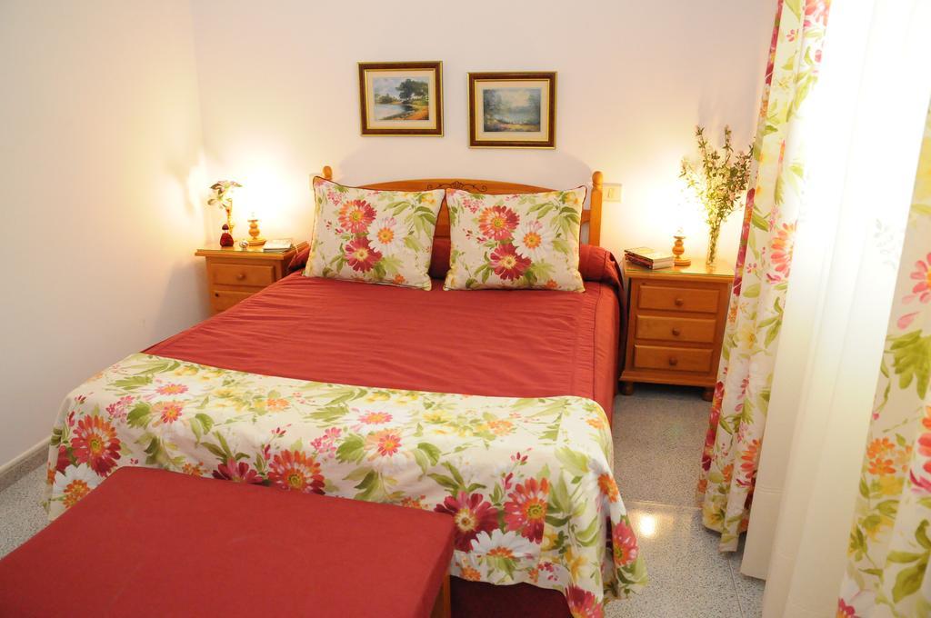 Emycanarias Holiday Homes Vecindario Экстерьер фото